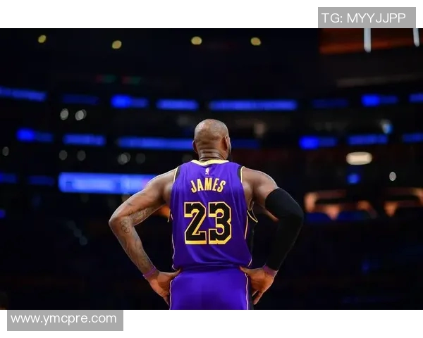 詹姆斯暗示即将复出！美媒热议回归日期 有望下周三首秀成历史第一人